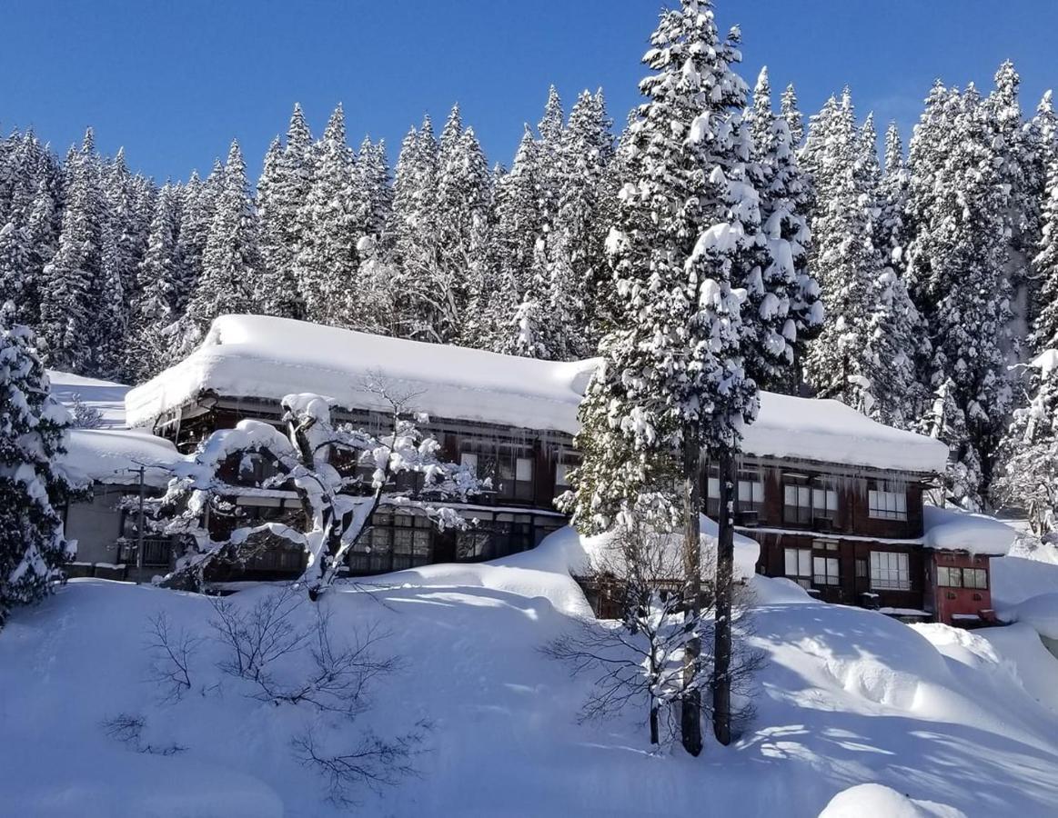 Ryounkaku Matsunoyama Onsen Hotel Tokamachi Exterior photo