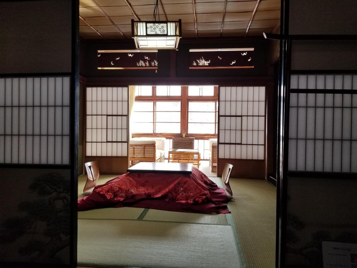 Ryounkaku Matsunoyama Onsen Hotel Tokamachi Exterior photo