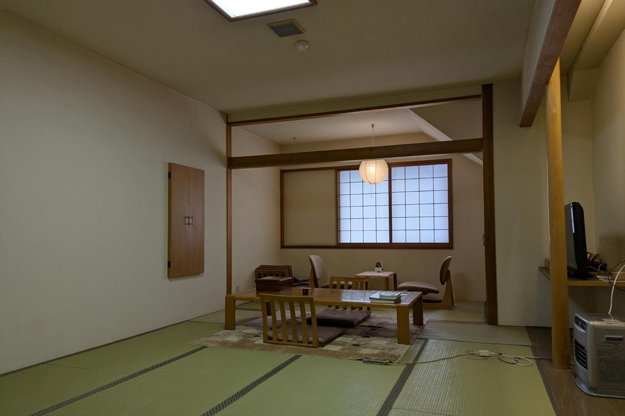 Ryounkaku Matsunoyama Onsen Hotel Tokamachi Exterior photo